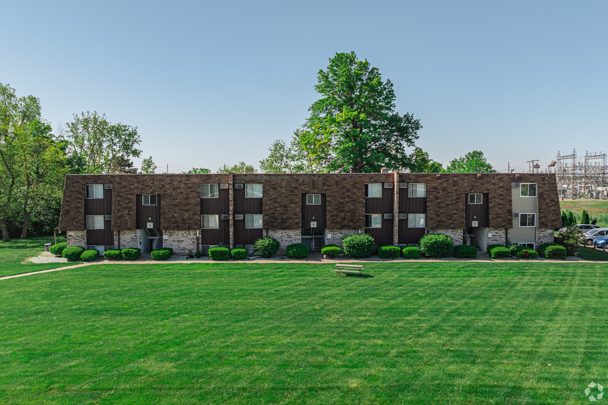 Foxes' Lair Apartments – photo 3