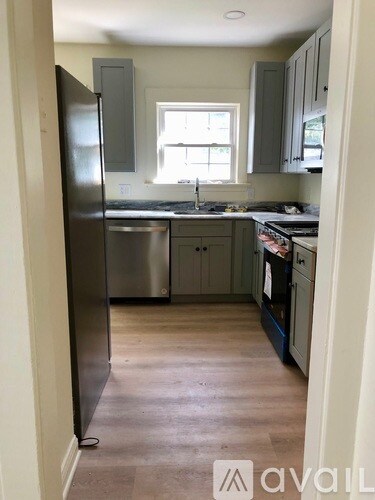Foto del edificio - 2411 Woodmere Dr