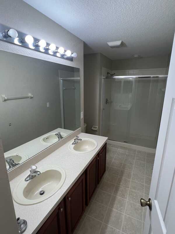 Foto del edificio - 13926 Dove Wing Ct