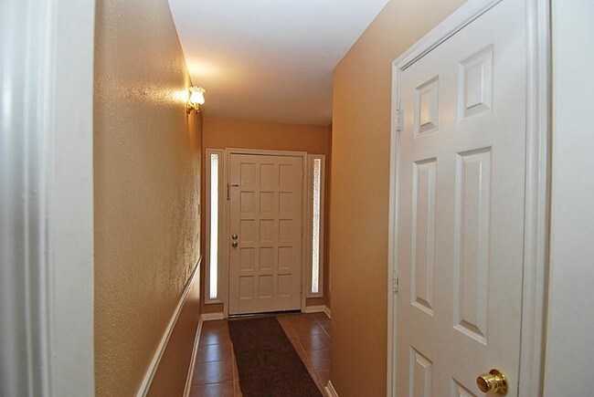 Foto del edificio - 16338 Autumn Wind Dr