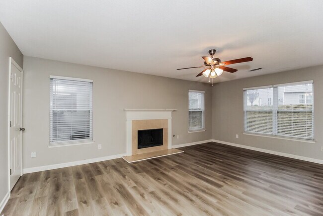 Building Photo - 5016 Serenity Point Ln