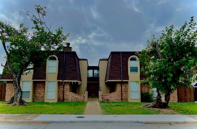 Primary Photo - 3660 Rickshaw Dr