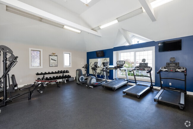 Fitness Center - Four Winds Apartments