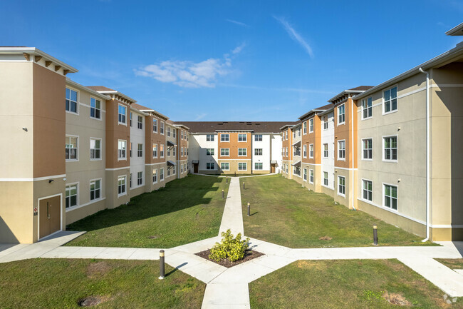 Building - Palos Verdes- A 55+ Active Adult Community