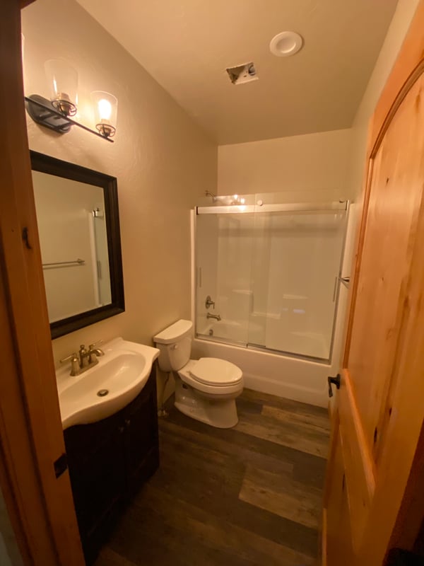 10467 W Riverview Dr, Coeur d'Alene, ID 83815 House Rental in Coeur d