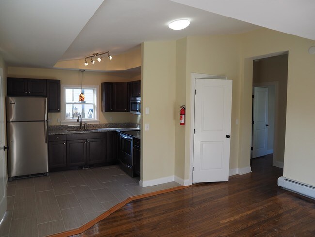 Photo - 239 North St