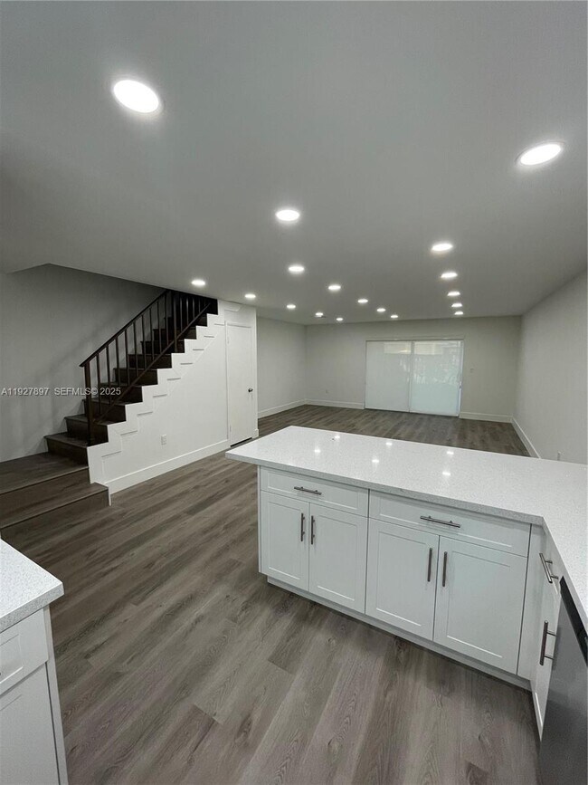 Foto del edificio - 8427 SW 137th Ave