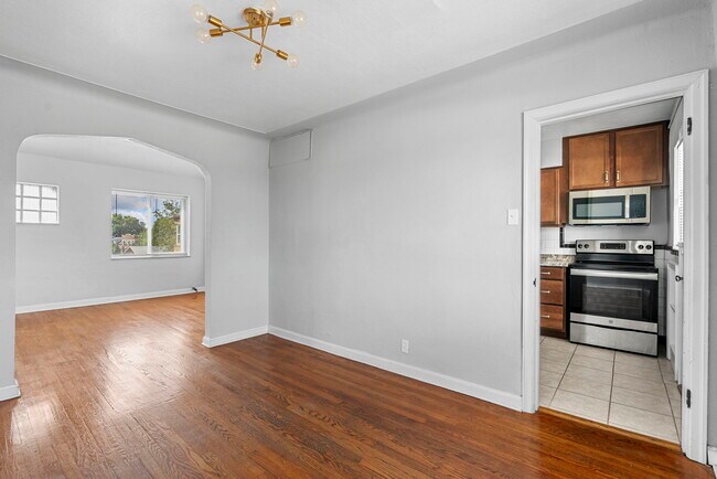 Foto del edificio - 6010 S Kingshighway Blvd