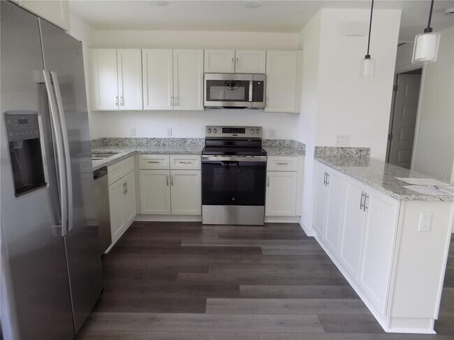 Foto del edificio - 30514 Alder Rd