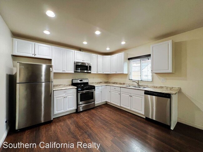 Foto del edificio - 1 br, 1 bath House - 4672 Iowa St