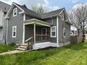 Building Photo - 33 S Princeton Ave