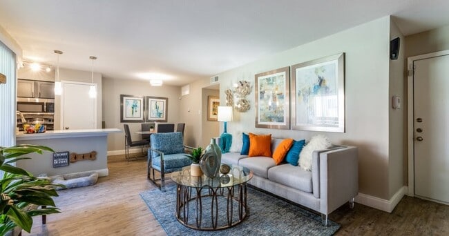 Building Photo - Flintridge Apartment Homes