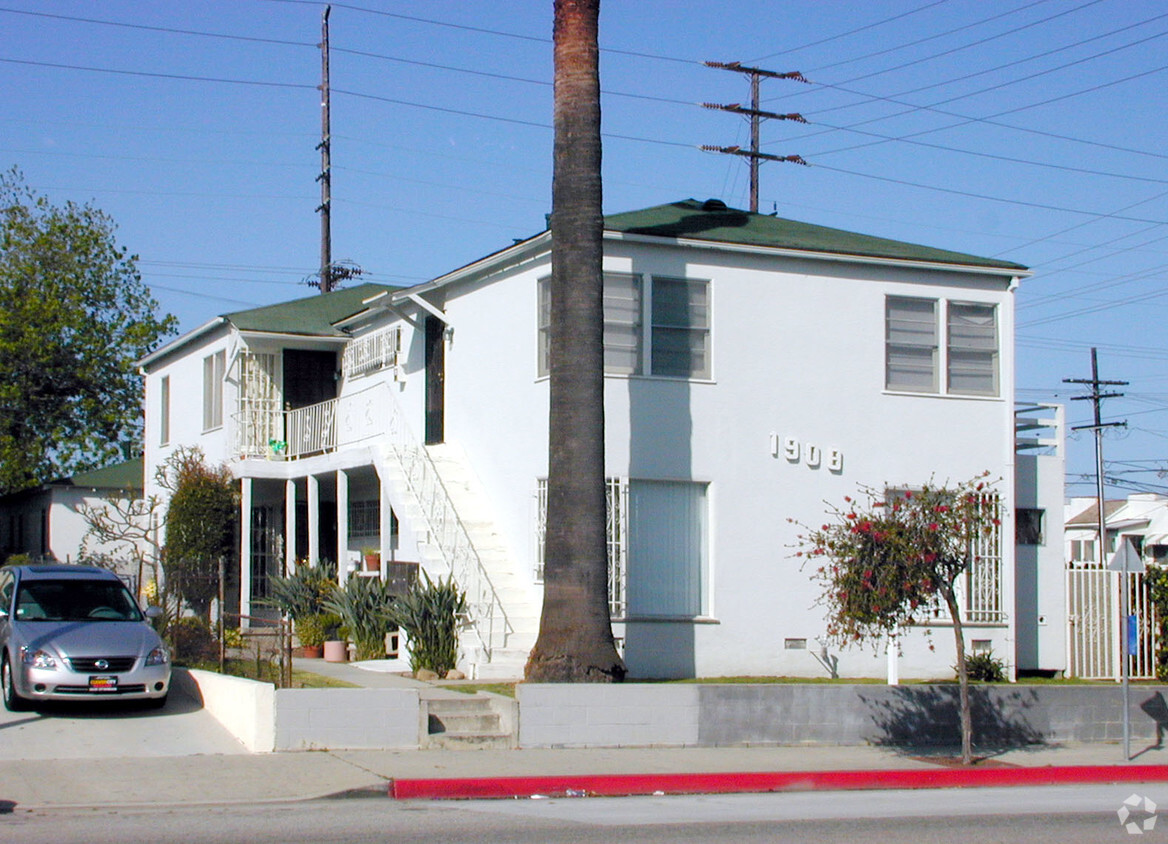 Primary Photo - 1908 20th St