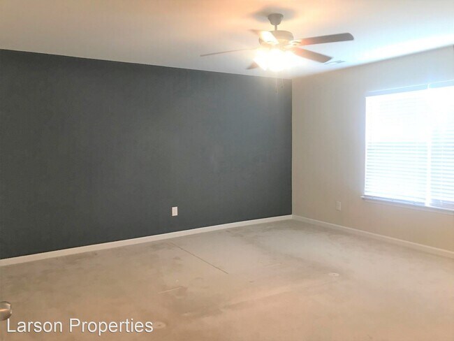 Building Photo - 4 br, 2.5 bath House - 7316 Scenic Village...