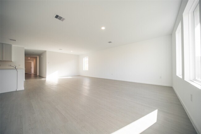 Foto del edificio - 6631 Orange Daylily Ln