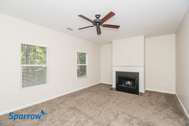 Foto del edificio - 245 WESTRIDGE Circle