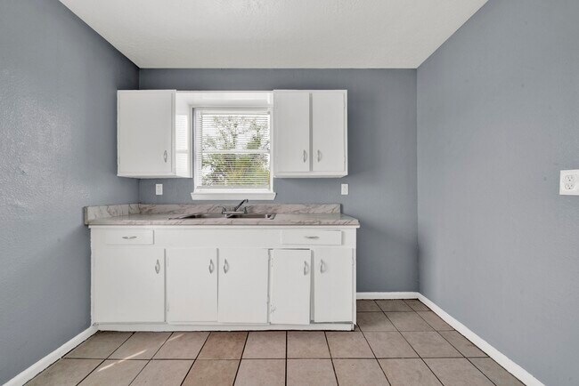 Foto del edificio - 1009 Beverly Ave