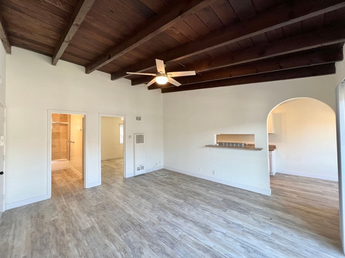 Primary Photo - 3608 Keystone Av