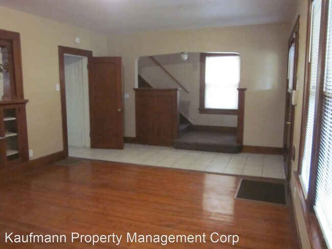 Building Photo - 3 br, 1.5 bath House - 3009 Hanna Street