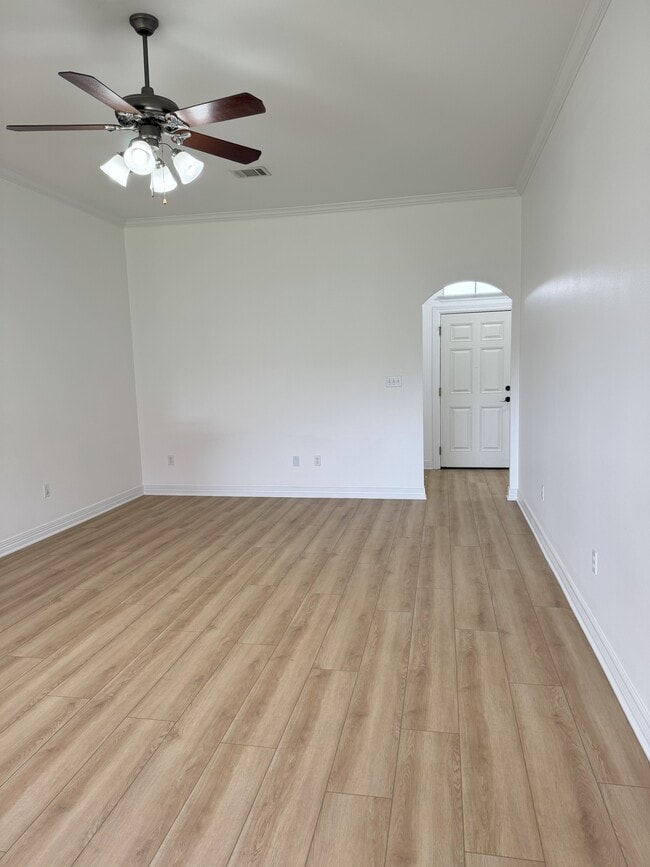 Building Photo - 372 Gaston Ln