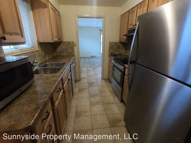 Building Photo - 3 br, 3 bath House - 900 Nickel St