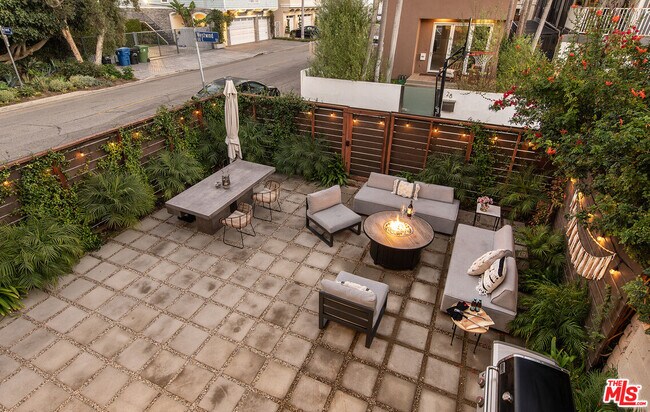 Foto del edificio - 5317 Pacific Ave