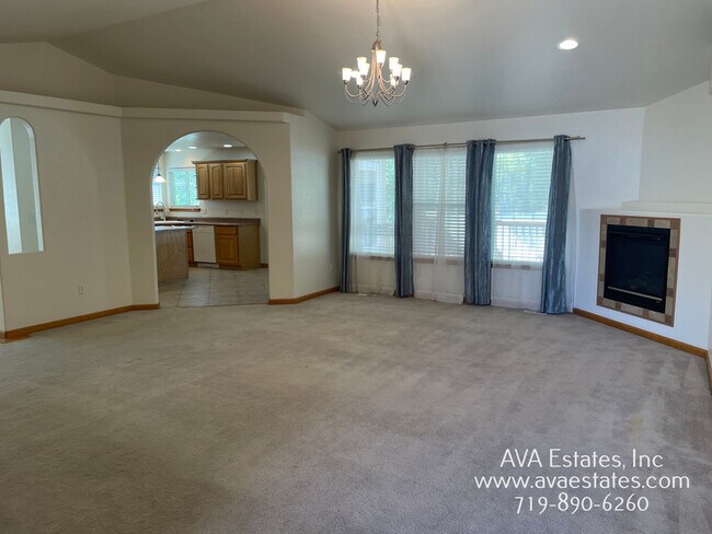 Foto del edificio - 5308 San Simeon Ct