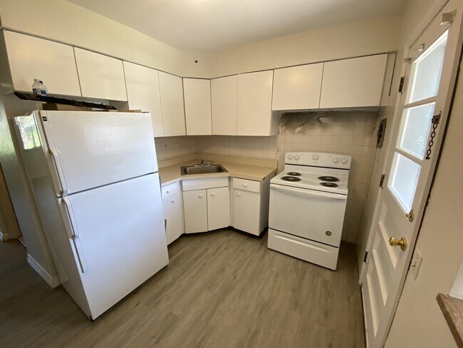 Building Photo - 25 Nordell Ct