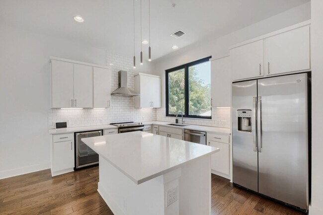Foto del edificio - 1606 N Hackberry St