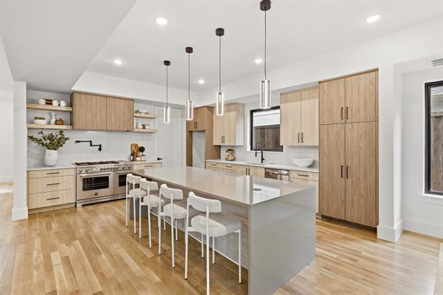 Foto del edificio - 5011 Homer St