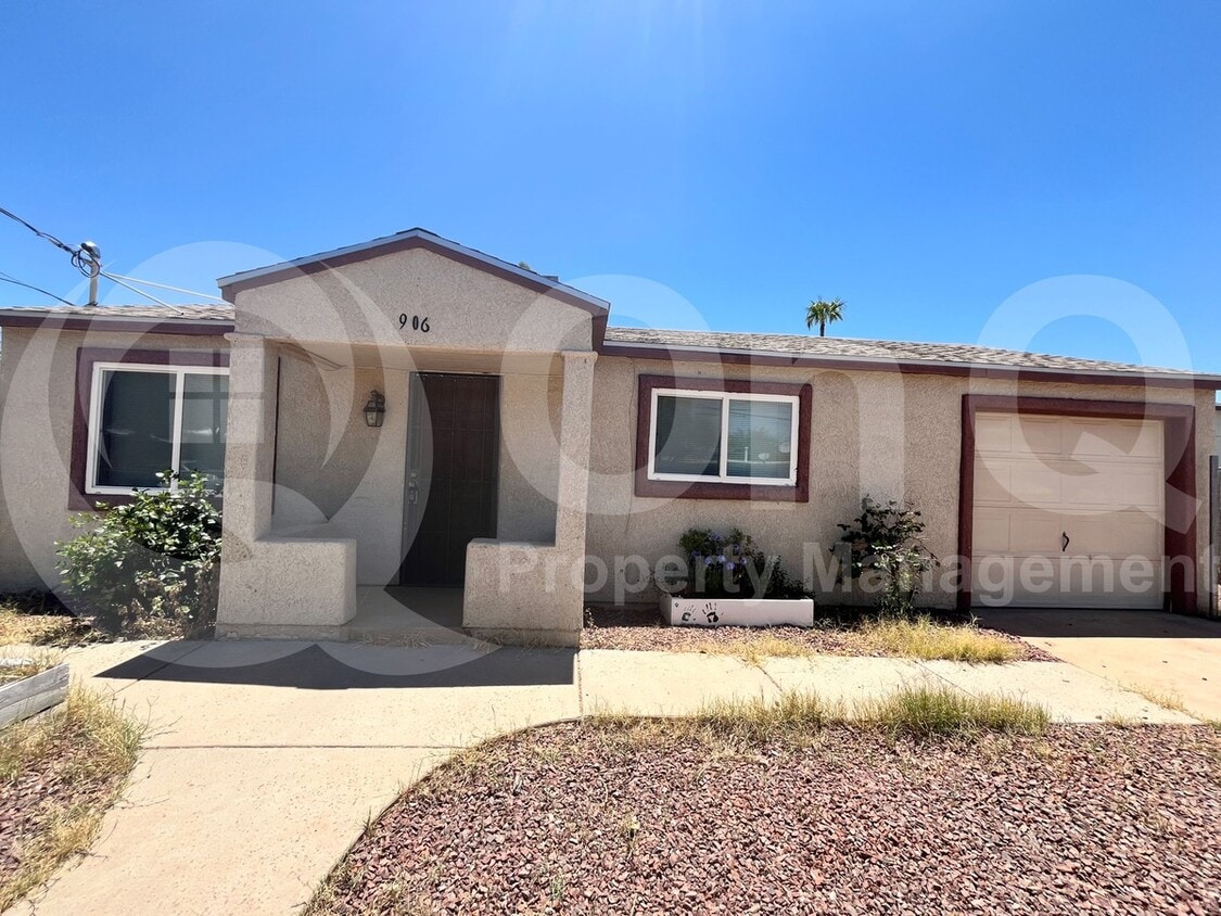 Foto principal - 906 E Halcyon Rd