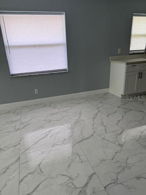 Building Photo - 823 Concord St