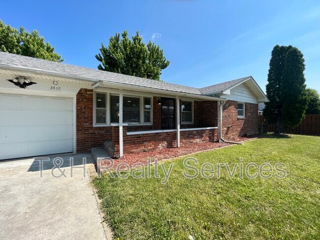 Building Photo - 3010 Winchester Dr