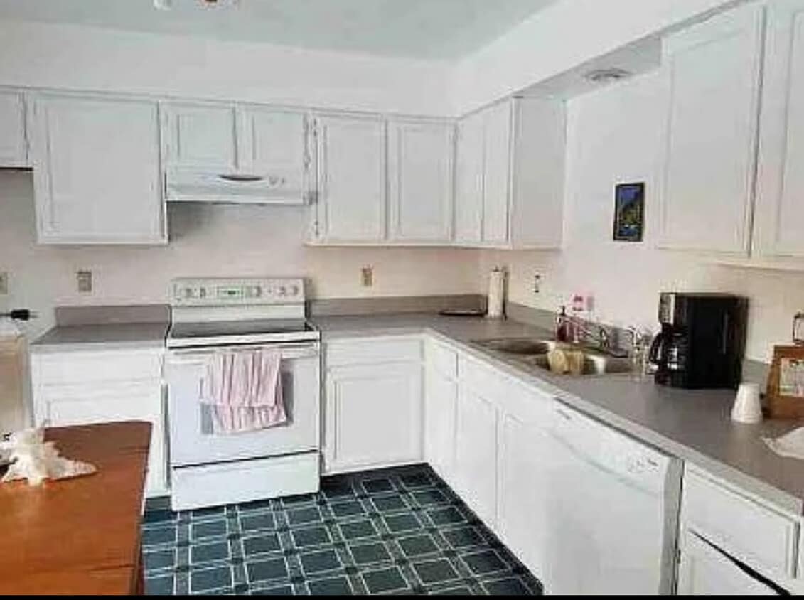 Foto del edificio - 11801 Suncrest Dr
