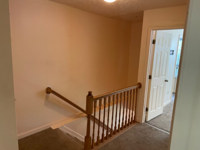 Building Photo - 309 Lindera Ct