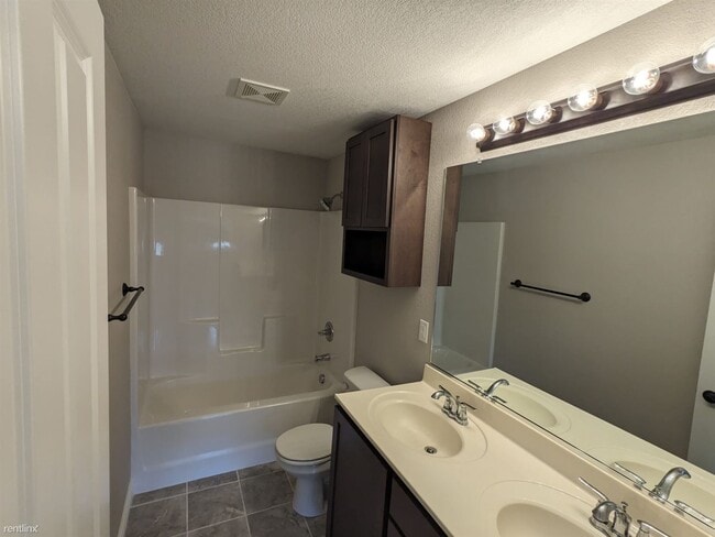 Building Photo - 5 br, 3 bath House - 715 Cherrywood Circle
