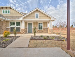 Building Photo - 5821 Goldfinger Rd