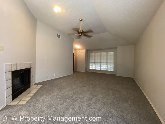 Foto del edificio - 2 br, 1 bath House - 1037 Stableway Ln