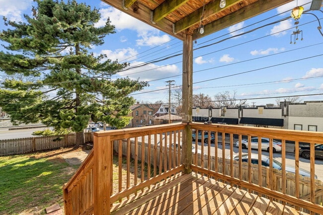 Building Photo - 5352 Neosho St