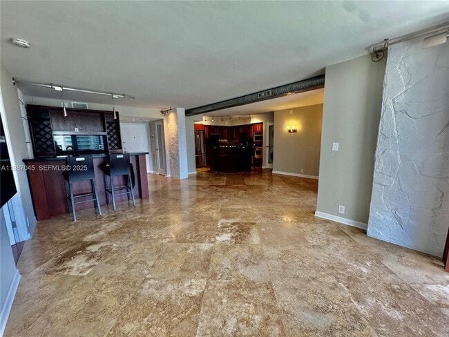 Building Photo - 1901 Brickell Ave