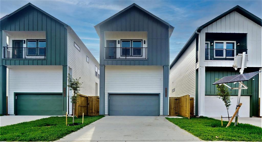 Foto principal - 12256 Kirkgard Dr