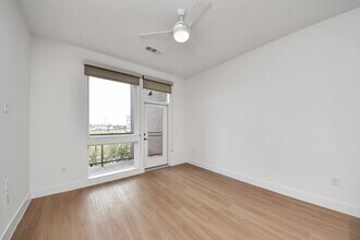 Building Photo - 2810 Riverby Rd