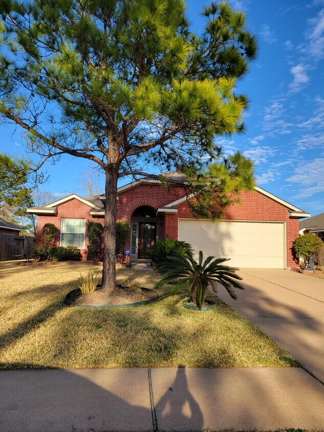 Primary Photo - 19330 Dolan Springs Dr
