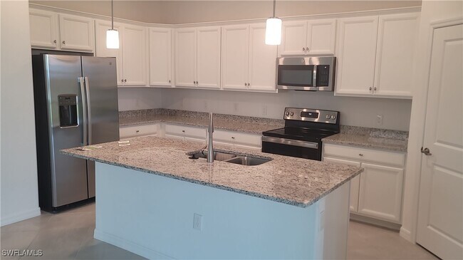 Foto del edificio - 3389 Menores Wy