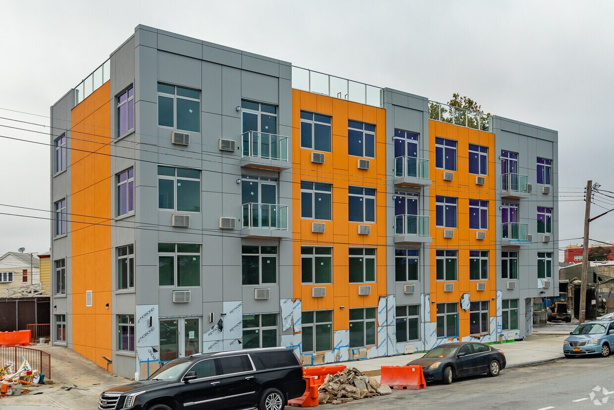 86 15 Rockaway Blvd Apartments in Jamaica, NY