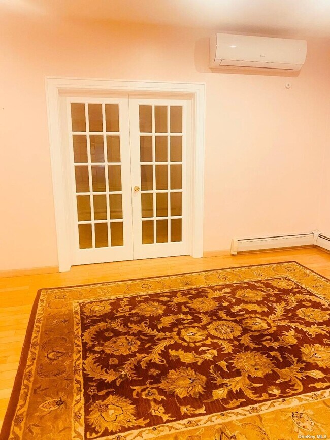 Foto del edificio - 147-37 Elm Ave