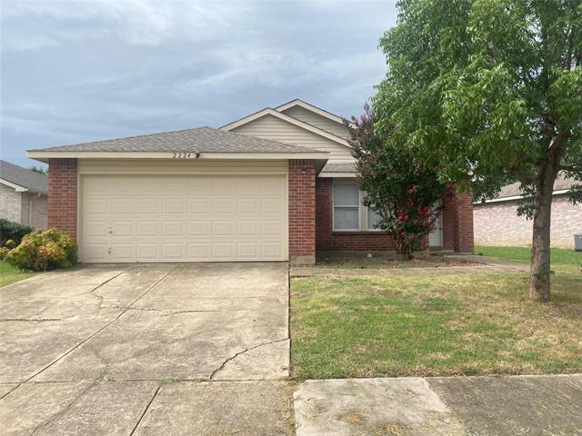 Foto del edificio - 2224 Maple Dr