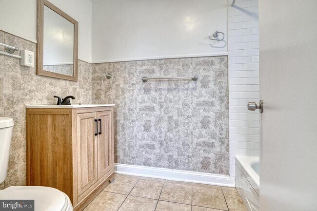 Foto del edificio - 1503 S Charles St