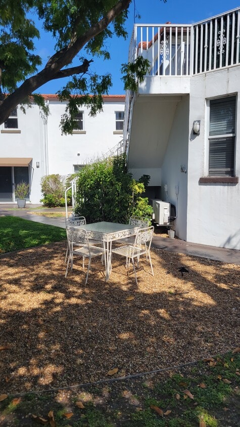 A3_El puerto - 2800 Pine Tree Dr