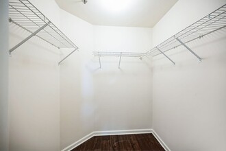 Interior Photo - Autumn Park Apartments